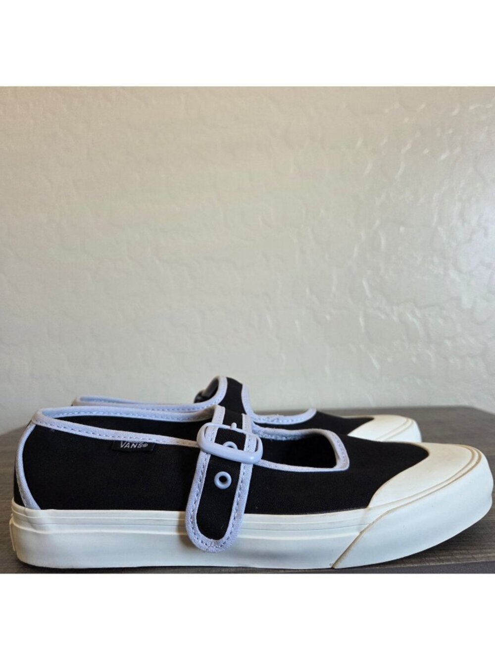 Vans Mary Jane Ballerina Shoes Sneakers Black/White Size Women's 7 Canvas Buckle
